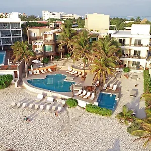 playa-la-media-luna-hotel.quintano-roohotels.com/