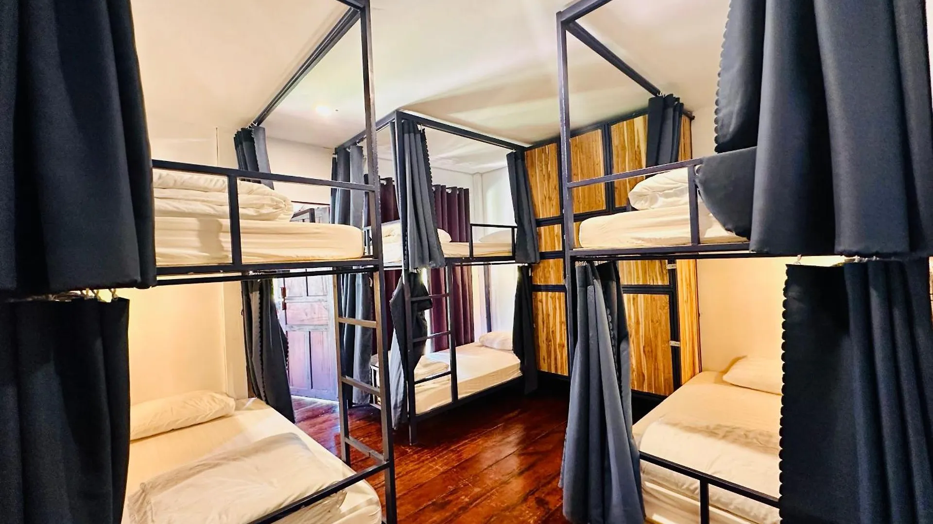 The Jam Hostel 琅勃拉邦